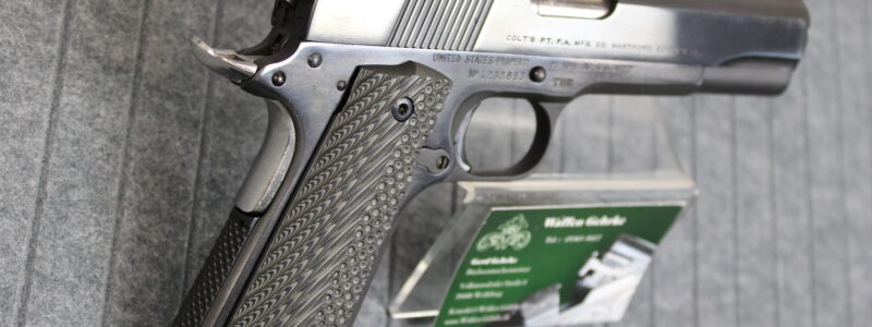 Colt 1911 (M1911 Army) .22LR