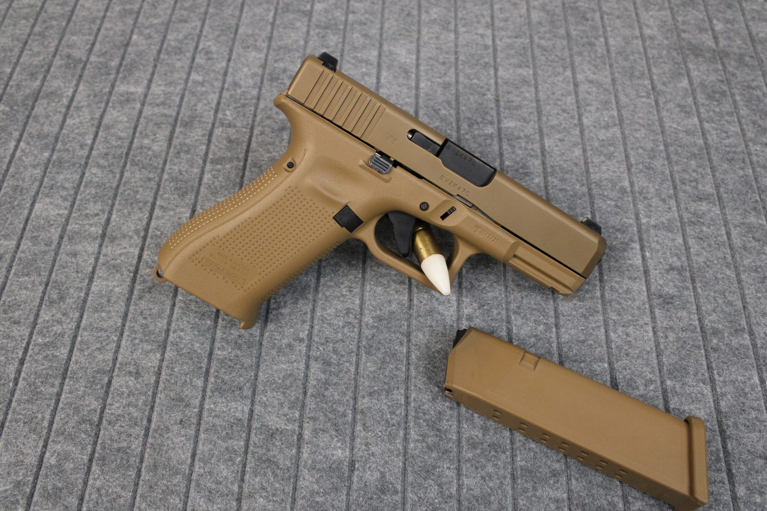 Glock 19X Gen5 Coyote